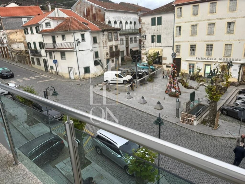 Apartamento T2 para Venda em Tortosendo Foto 14