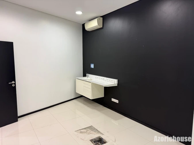 Loja para Arrendamento em Ponta Delgada (São Pedro) Foto 8