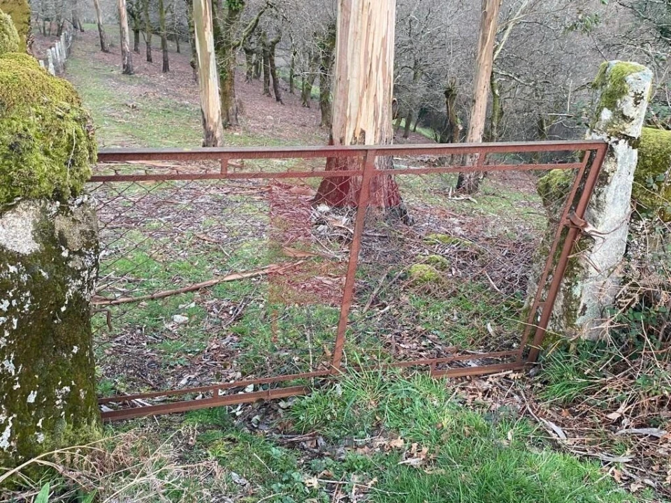 Terreno para Venda em Azias Foto 26