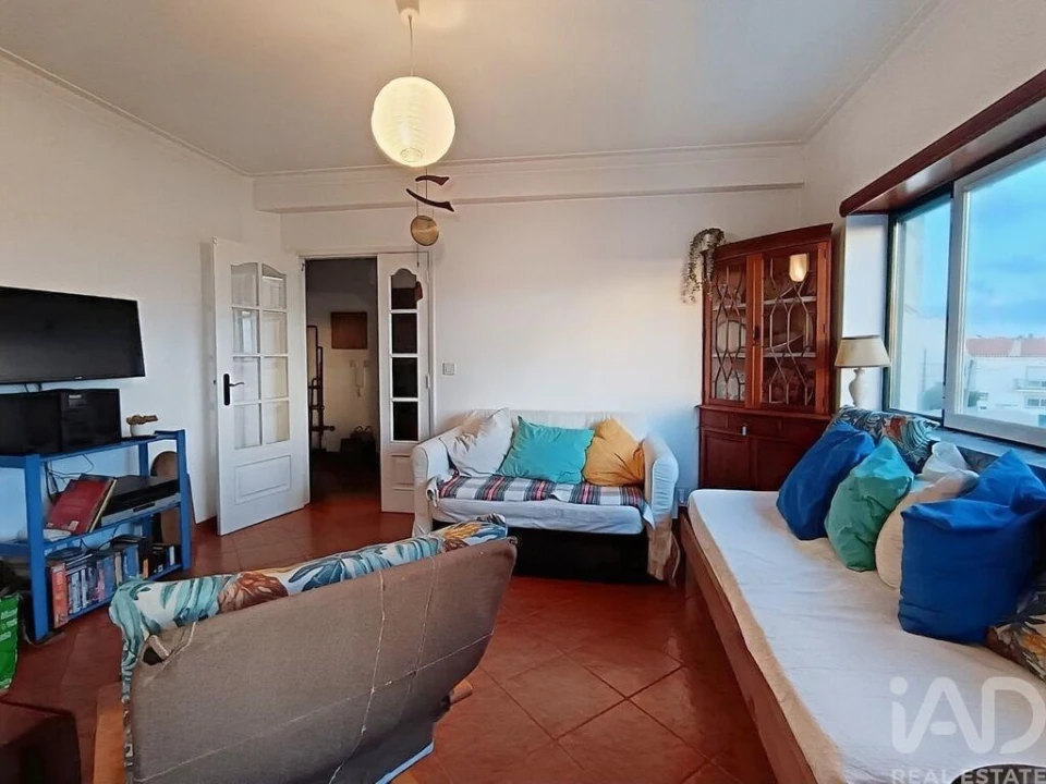 Apartamento T3 para Venda em Atouguia da Baleia Foto 2