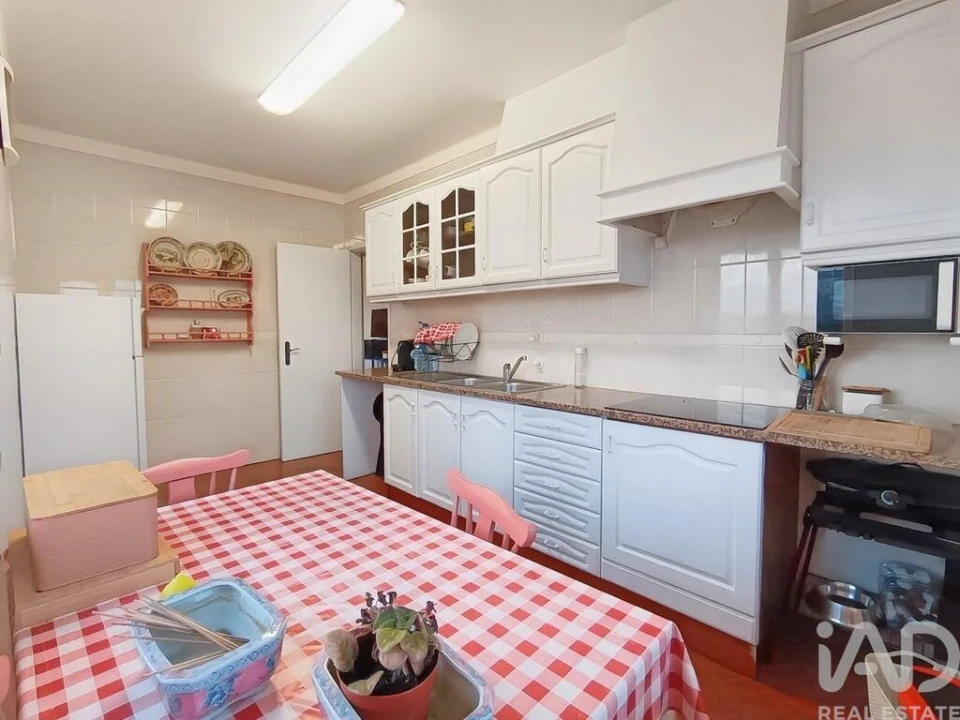 Apartamento T3 para Venda em Atouguia da Baleia Foto 4