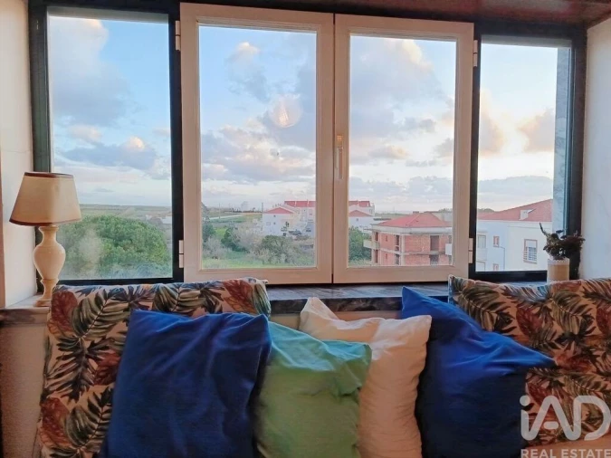 Apartamento T3 para Venda em Atouguia da Baleia Foto 3