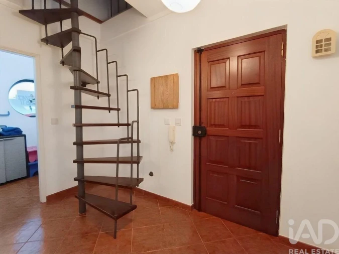 Apartamento T3 para Venda em Atouguia da Baleia Foto 19