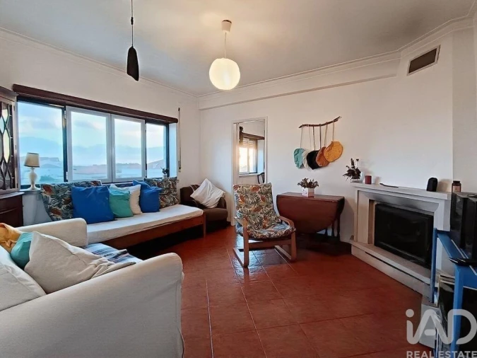 Apartamento T3 para Venda em Atouguia da Baleia Foto 1