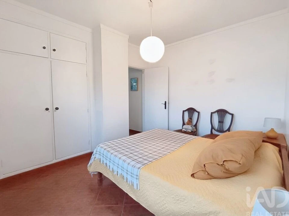 Apartamento T3 para Venda em Atouguia da Baleia Foto 9