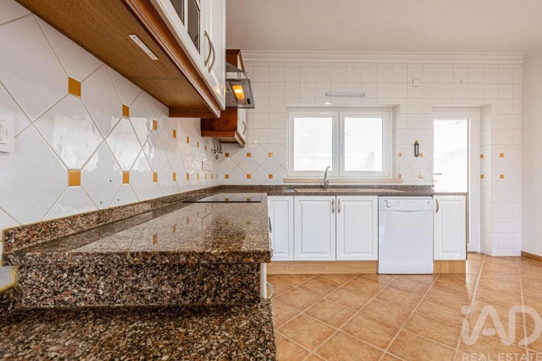 Moradia T2 para Venda em Roliça Foto 27