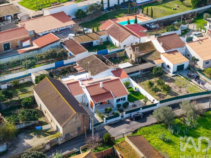 Moradia T2 para Venda em Roliça Foto 38