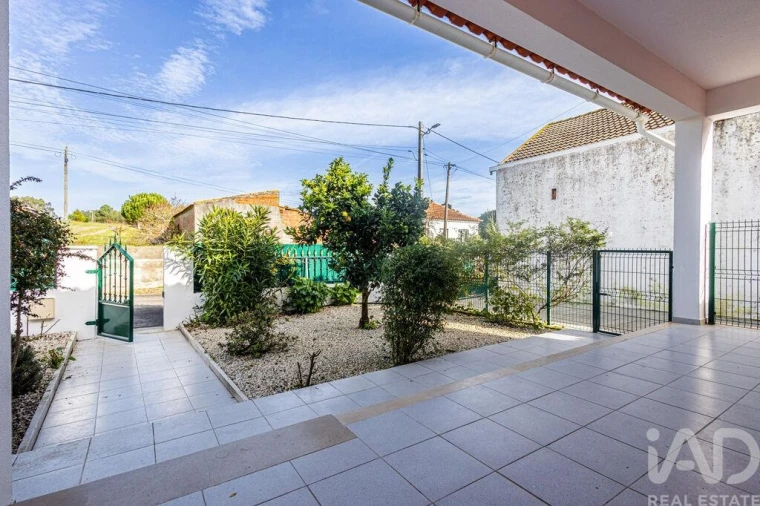 Moradia T2 para Venda em Roliça Foto 14