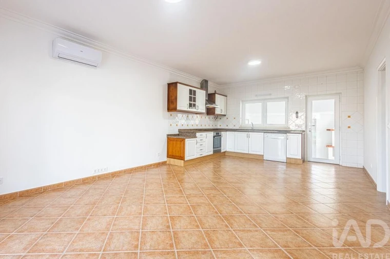 Moradia T2 para Venda em Roliça Foto 22