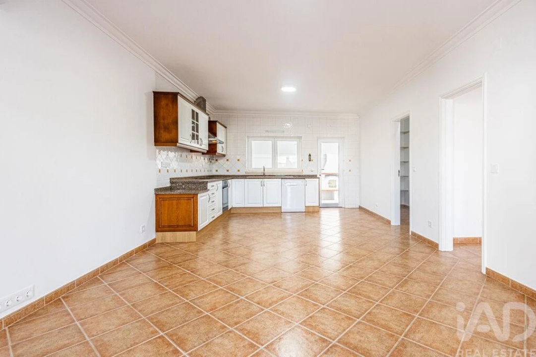 Moradia T2 para Venda em Roliça Foto 23