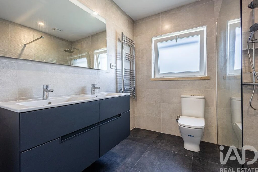 Moradia T2 para Venda em Roliça Foto 36