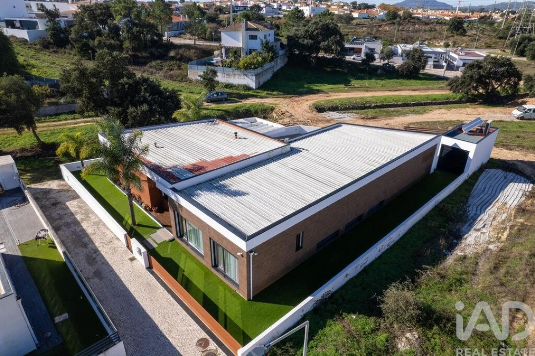 Moradia T6 para Venda em União das Freguesias de Setúbal Foto 6