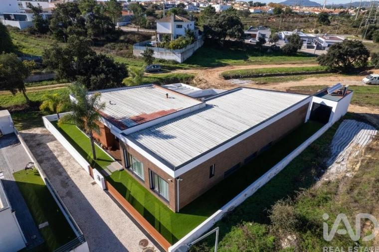 Moradia T6 para Venda em União das Freguesias de Setúbal Foto 6