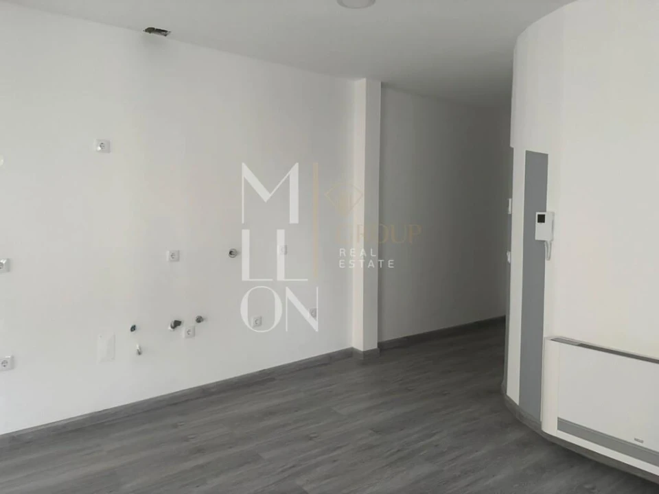 Apartamento T1 para Venda em Tortosendo Foto 9