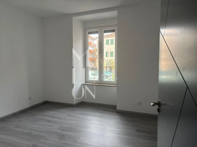 Apartamento T1 para Venda em Tortosendo Foto 11