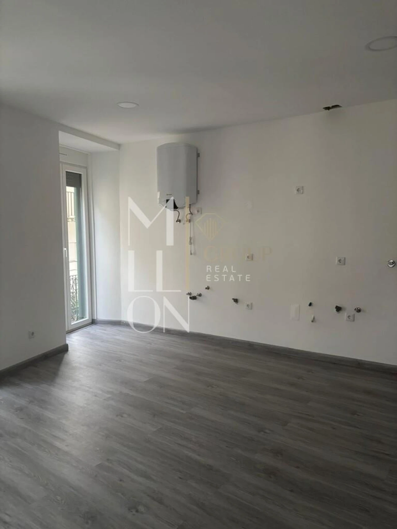 Apartamento T1 para Venda em Tortosendo Foto 10