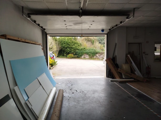 Armazém para Arrendamento em Almargem do Bispo, Pêro Pinheiro e Montelavar