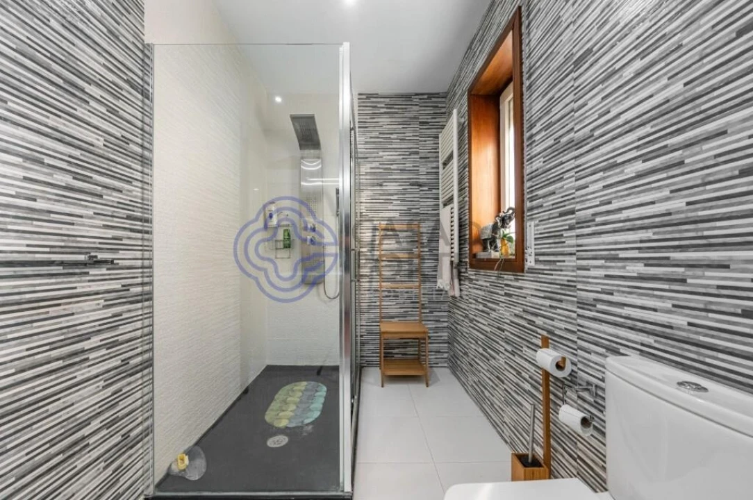 Moradia T5 para Venda em Modivas Foto 35