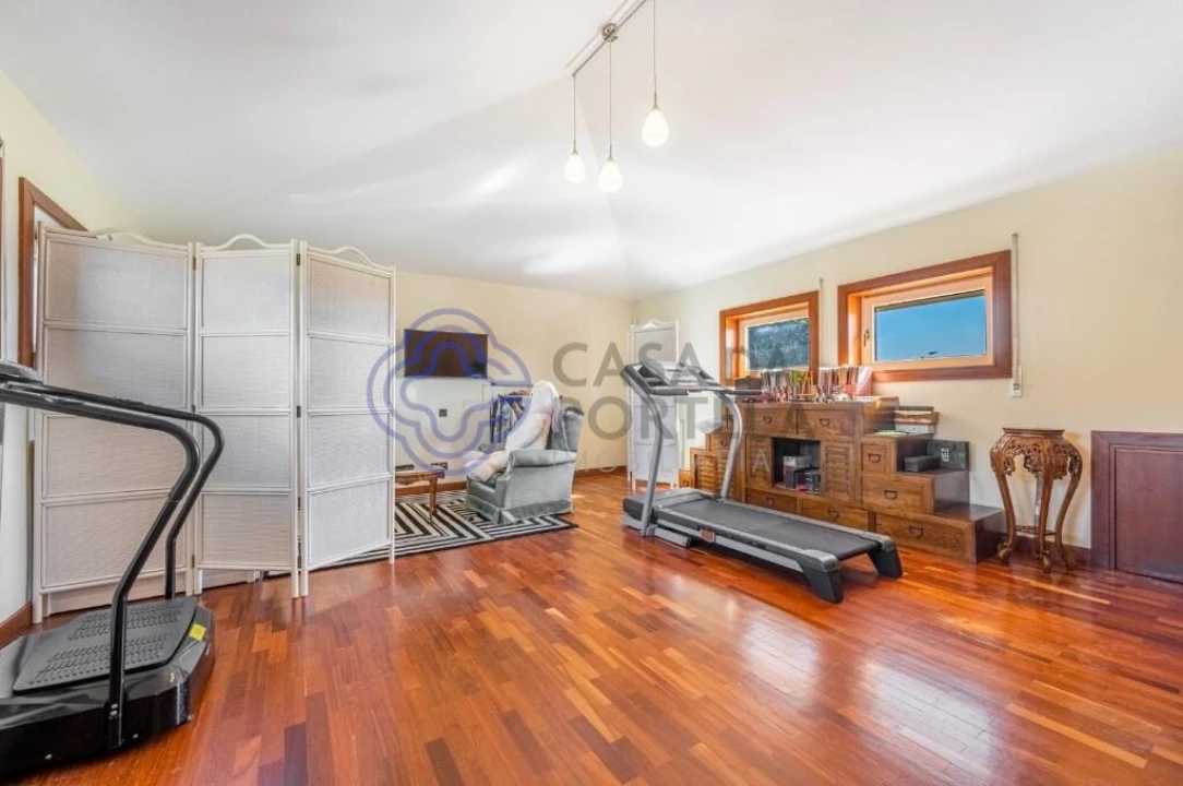 Moradia T5 para Venda em Modivas Foto 37