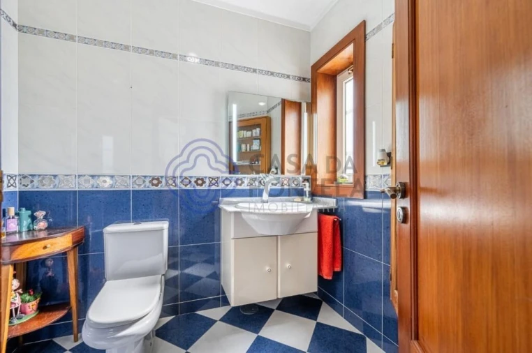 Moradia T5 para Venda em Modivas Foto 30