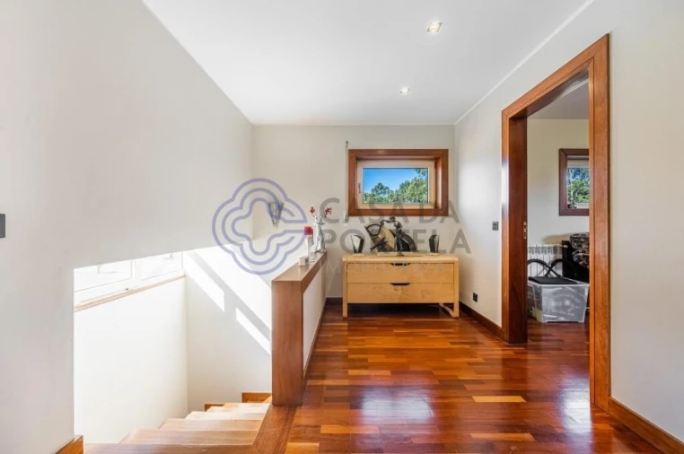 Moradia T5 para Venda em Modivas Foto 36