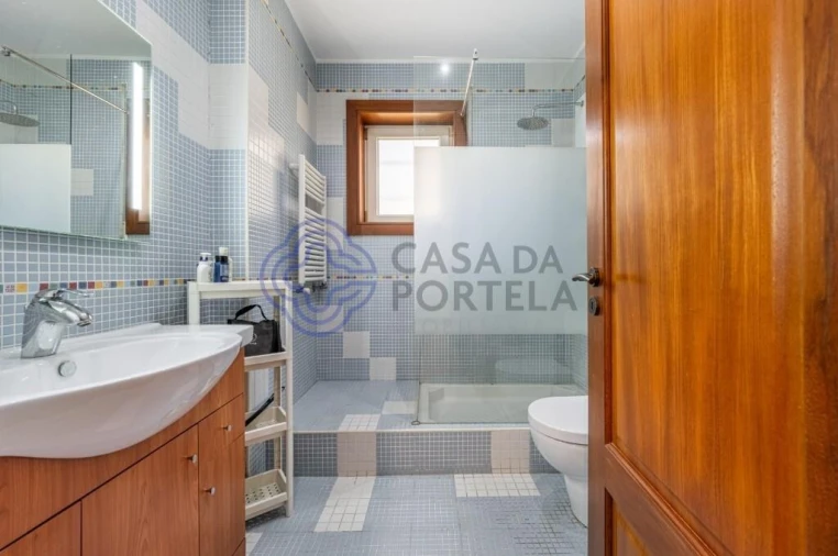 Moradia T5 para Venda em Modivas Foto 32