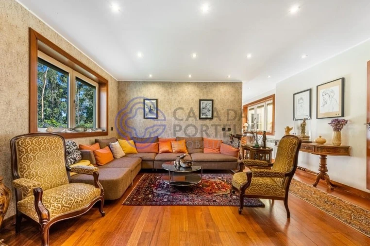 Moradia T5 para Venda em Modivas Foto 17