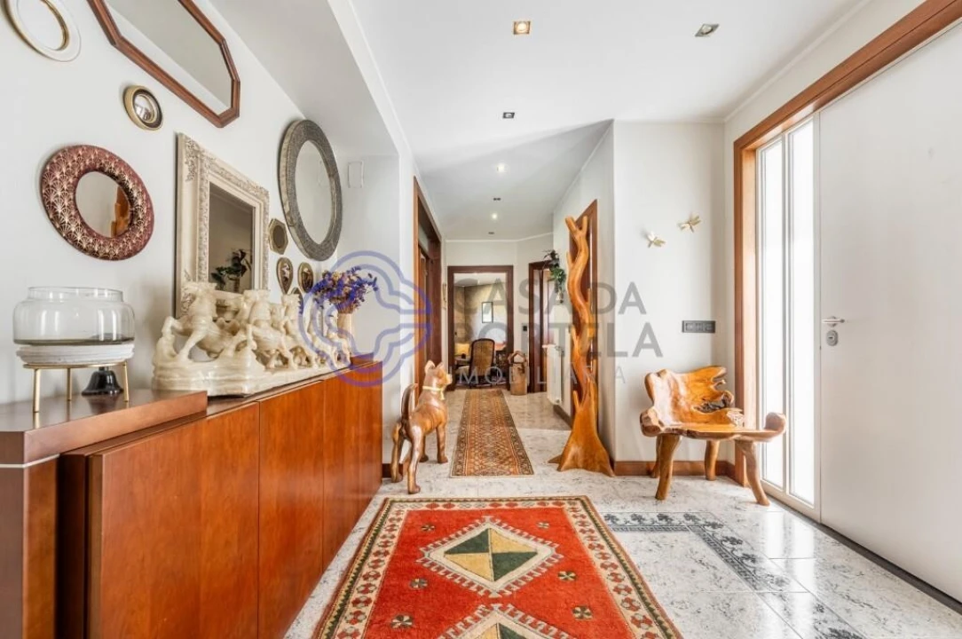 Moradia T5 para Venda em Modivas Foto 11