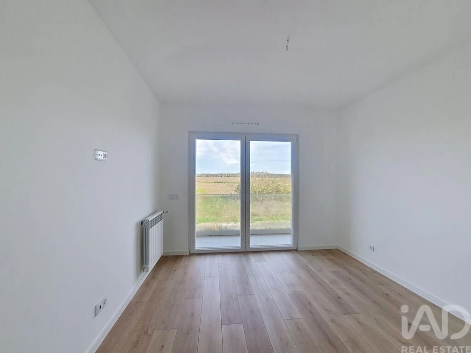 Moradia T3 para Venda em Silveira Foto 21