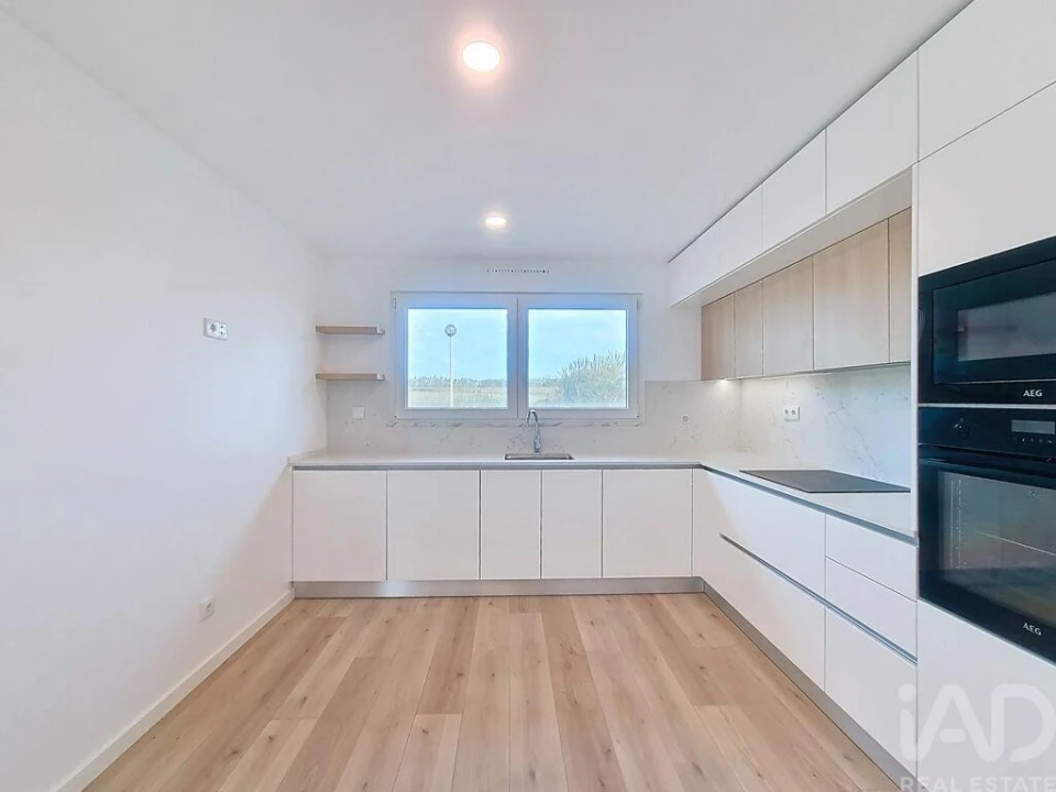 Moradia T3 para Venda em Silveira Foto 10