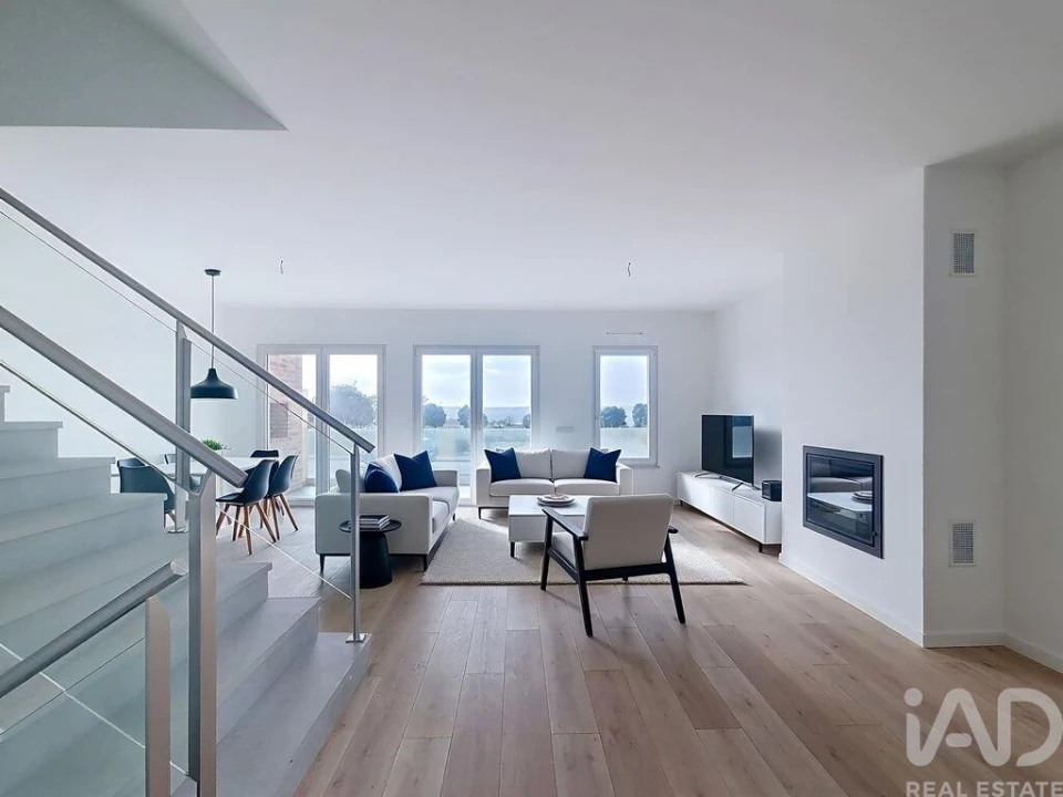 Moradia T3 para Venda em Silveira Foto 1