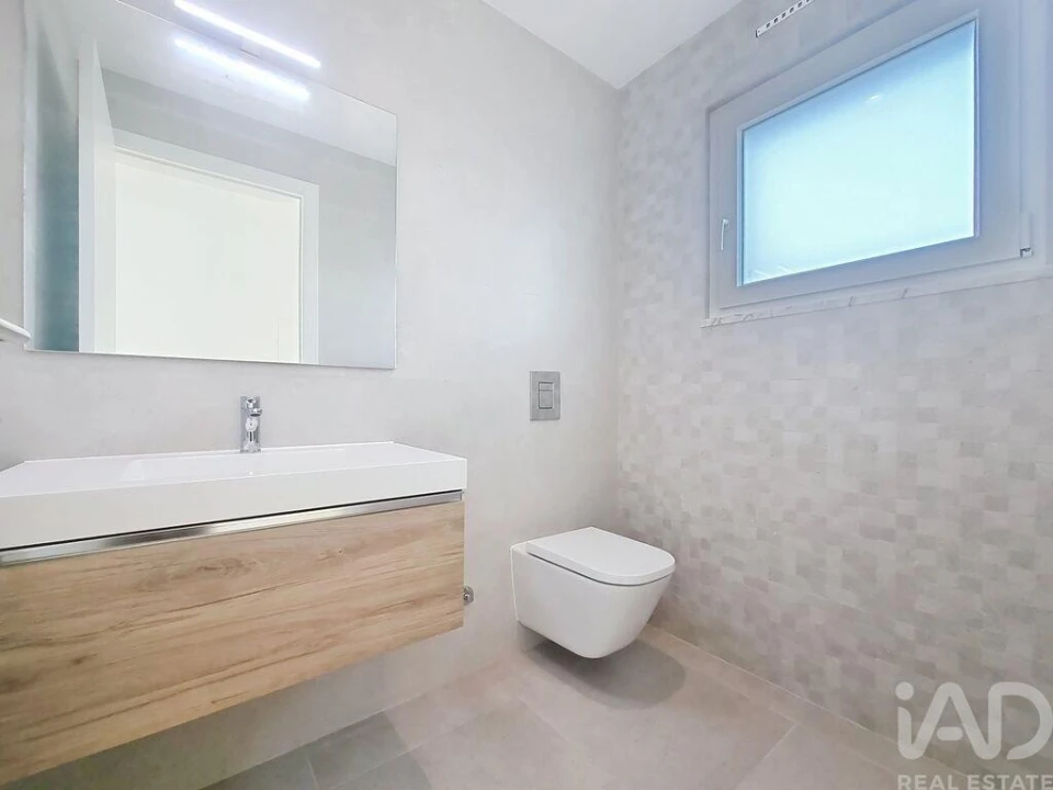 Moradia T3 para Venda em Silveira Foto 12