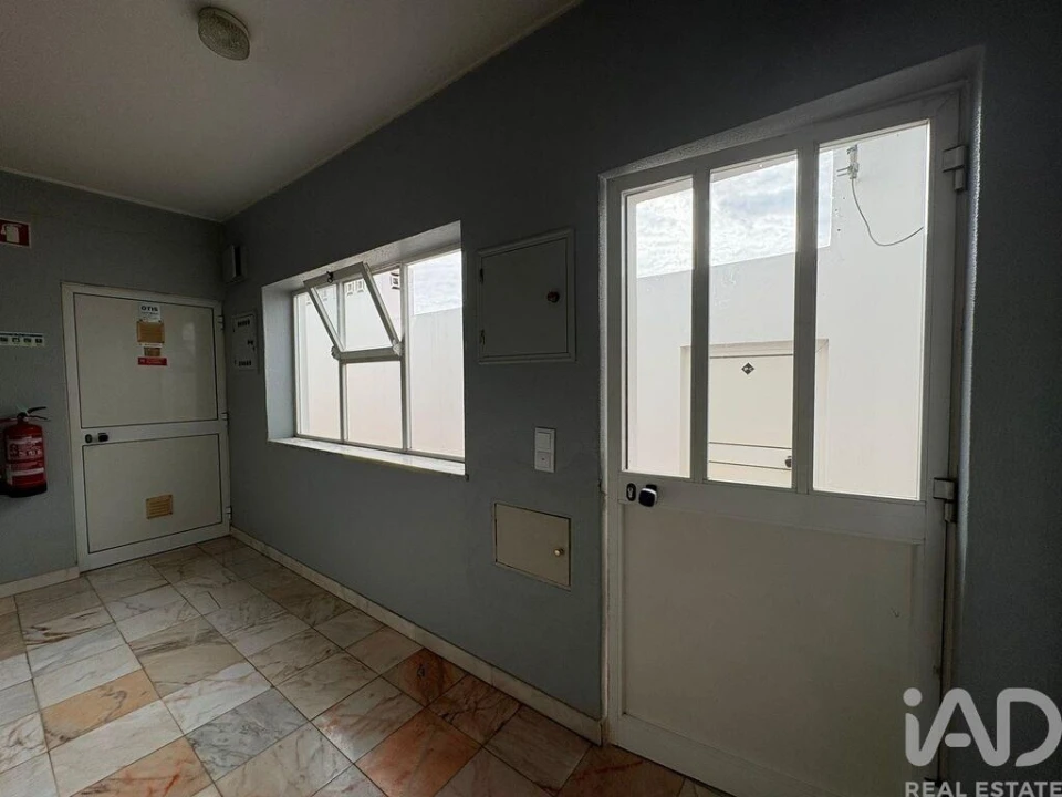 Apartamento T2 para Venda em Lagos (São Sebastião e Santa Maria) Foto 7