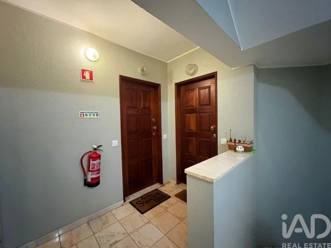 Apartamento T2 para Venda em Lagos (São Sebastião e Santa Maria) Foto 6