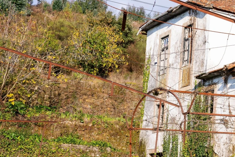 Moradia T3 para Venda em Refojos de Basto, Outeiro e Painzela Foto 14