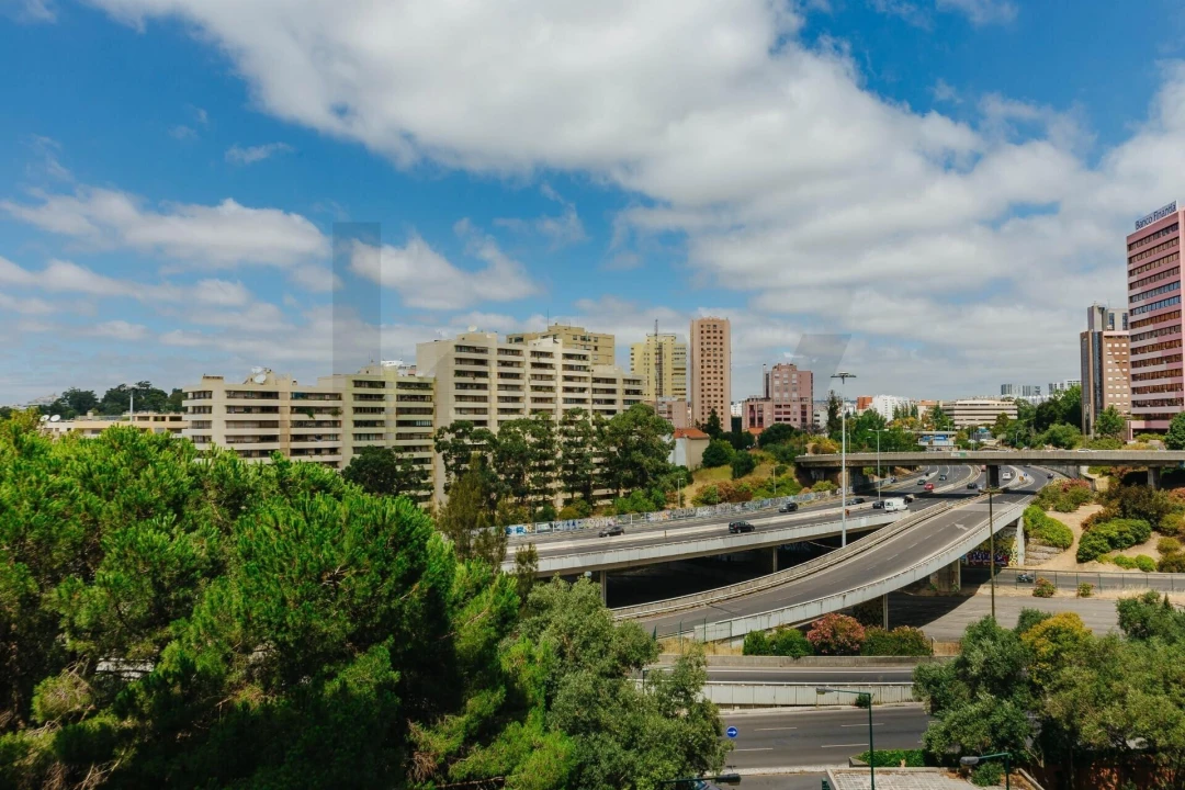 Apartamento T3 para Arrendamento em Avenidas Novas Foto 19