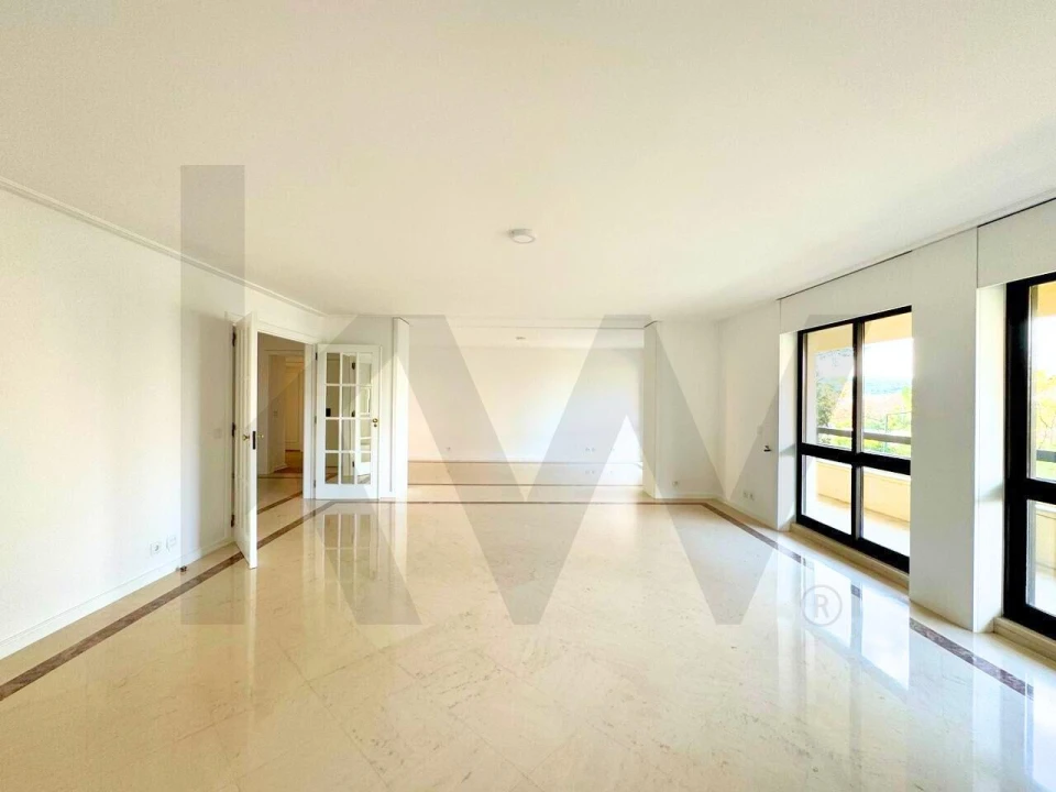 Apartamento T3 para Arrendamento em Avenidas Novas Foto 13