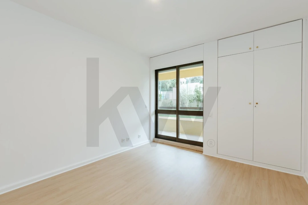 Apartamento T3 para Arrendamento em Avenidas Novas Foto 23