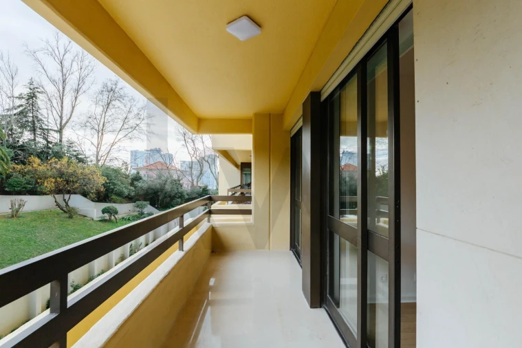 Apartamento T3 para Arrendamento em Avenidas Novas Foto 15
