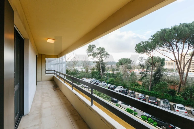 Apartamento T3 para Arrendamento em Avenidas Novas Foto 7