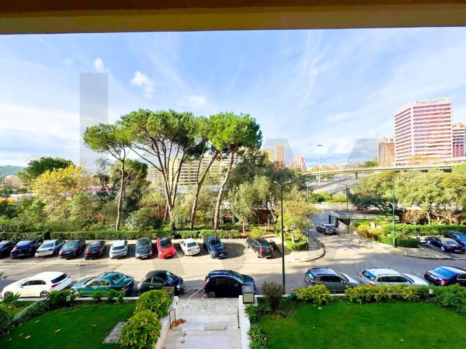 Apartamento T3 para Arrendamento em Avenidas Novas Foto 41