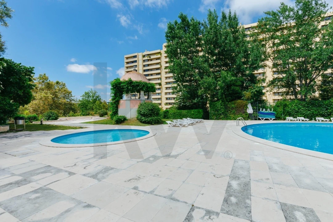 Apartamento T3 para Arrendamento em Avenidas Novas Foto 3