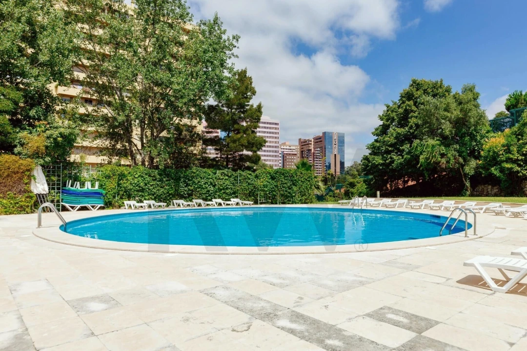 Apartamento T3 para Arrendamento em Avenidas Novas Foto 2