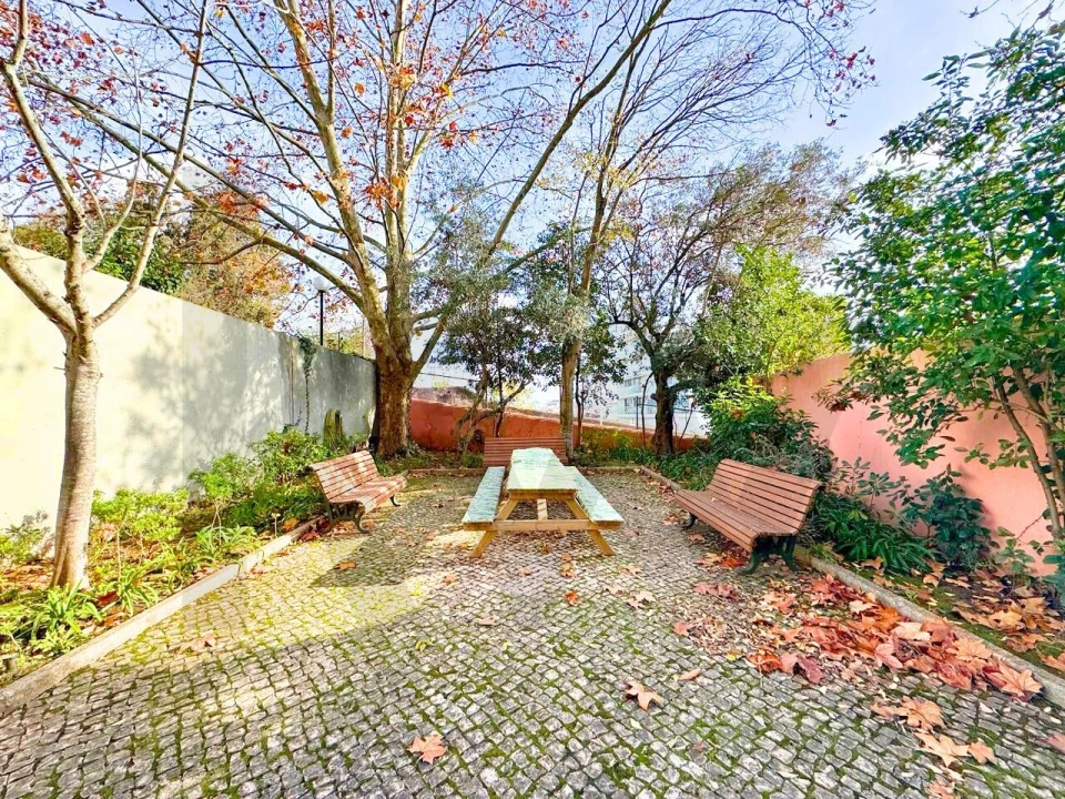 Apartamento T3 para Arrendamento em Avenidas Novas Foto 37