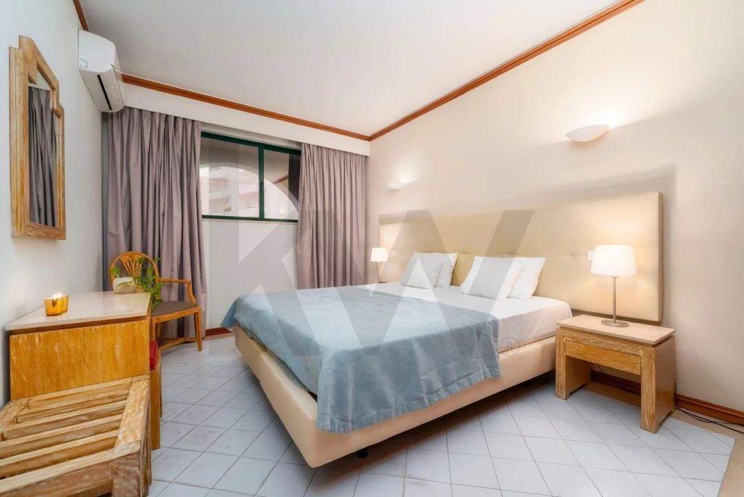 Apartamento T1 para Venda em Albufeira e Olhos de Água Foto 2
