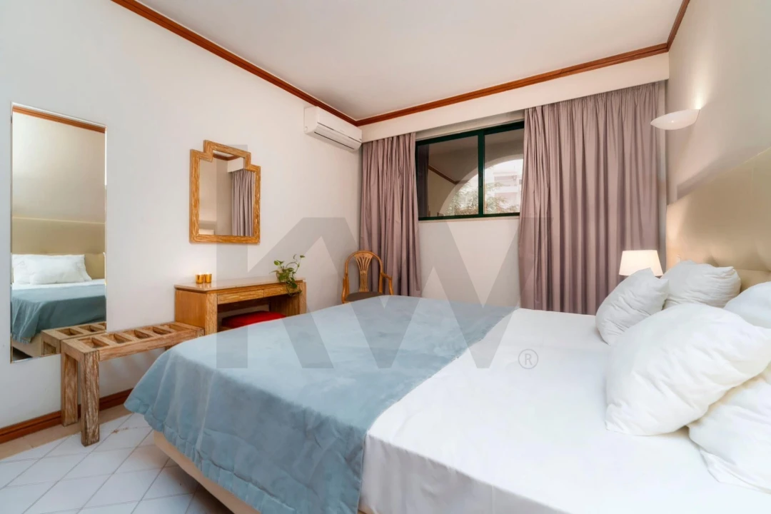 Apartamento T1 para Venda em Albufeira e Olhos de Água Foto 5