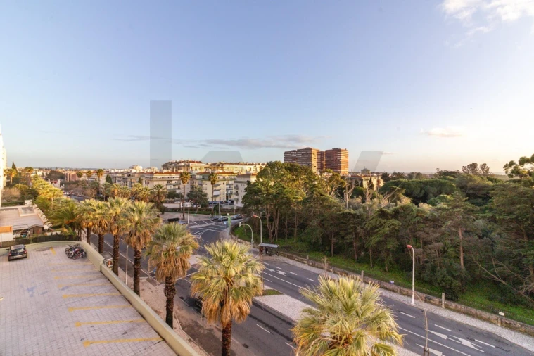 Apartamento T3 para Venda em Oeiras e São Julião da Barra, Paço de Arcos e Caxias Foto 6