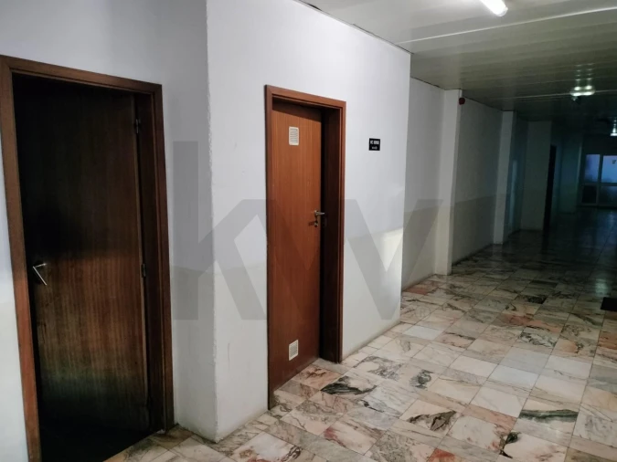 Loja para Venda em Santo Antonio dos Olivais Foto 7