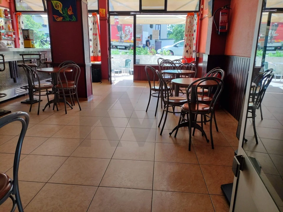 Loja para Venda em Santo Antonio dos Olivais Foto 3