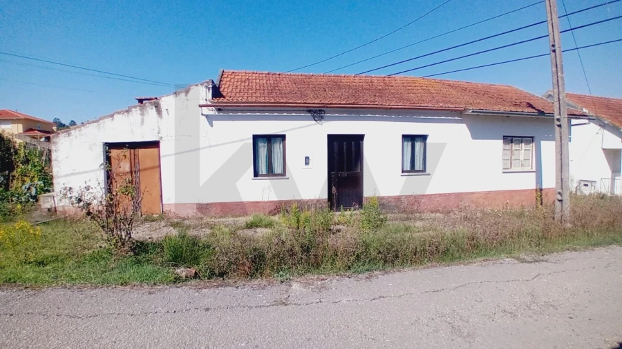 Moradia T2 para Venda em Soure Foto 18